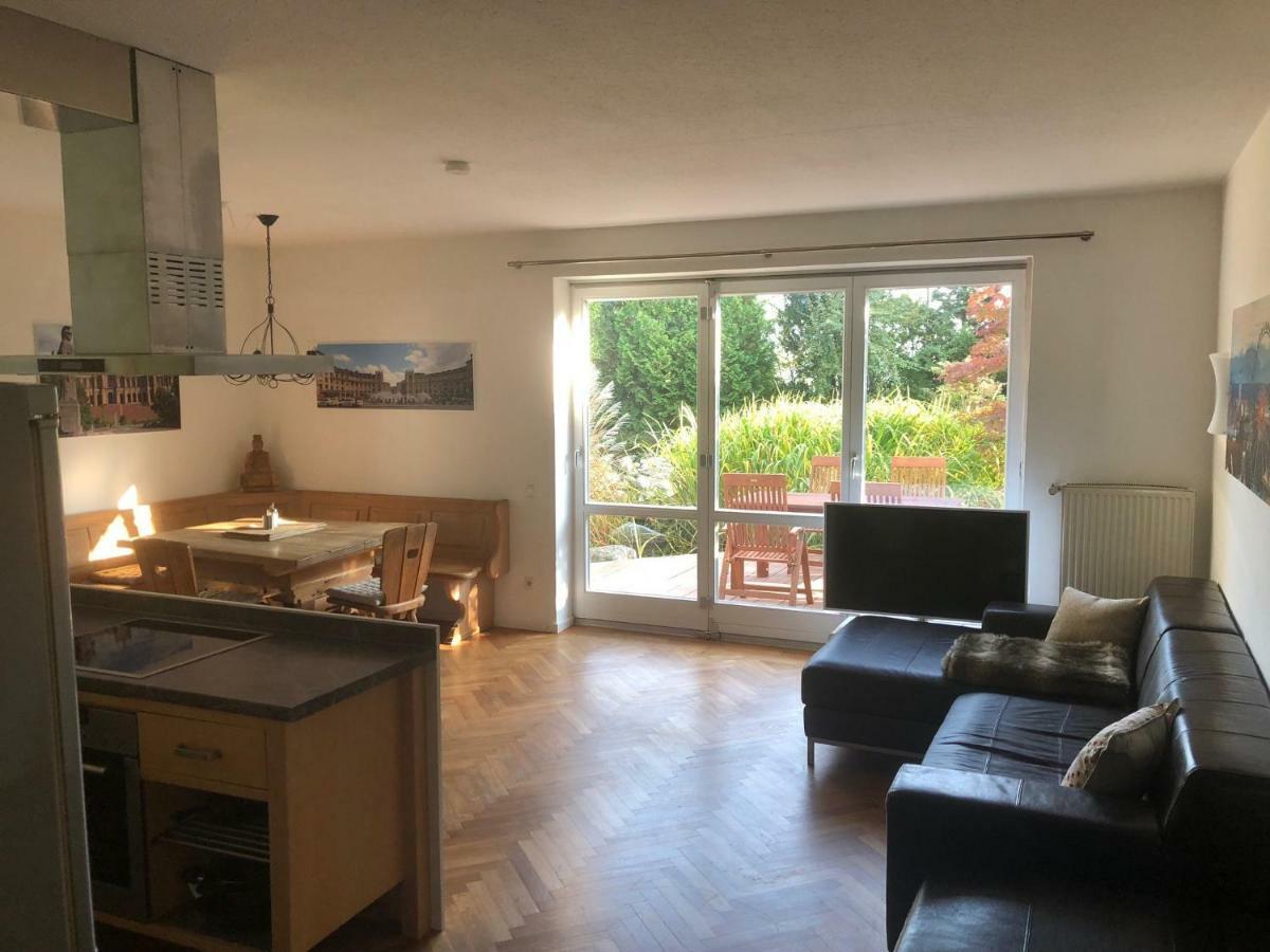 Ferienwohnung Messewohnung Muenchen Ost Forstern Buitenkant foto